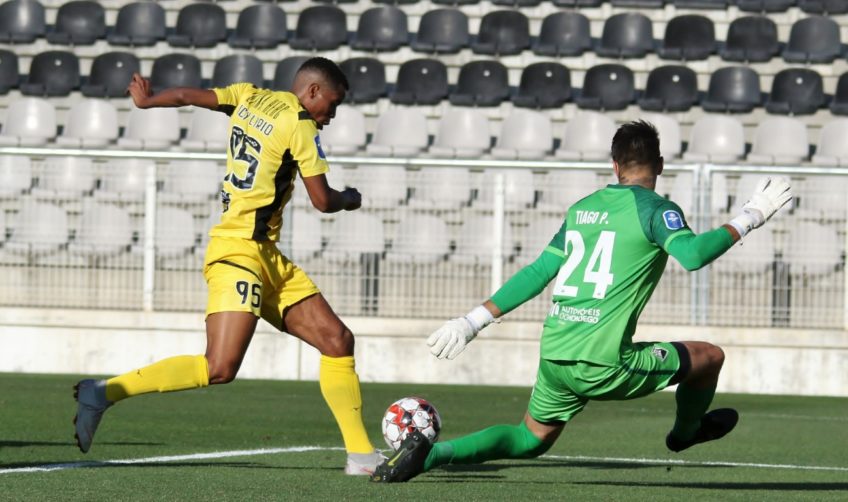 Portimonense dá "lição" à Académica e segue em frente na Taça da Liga