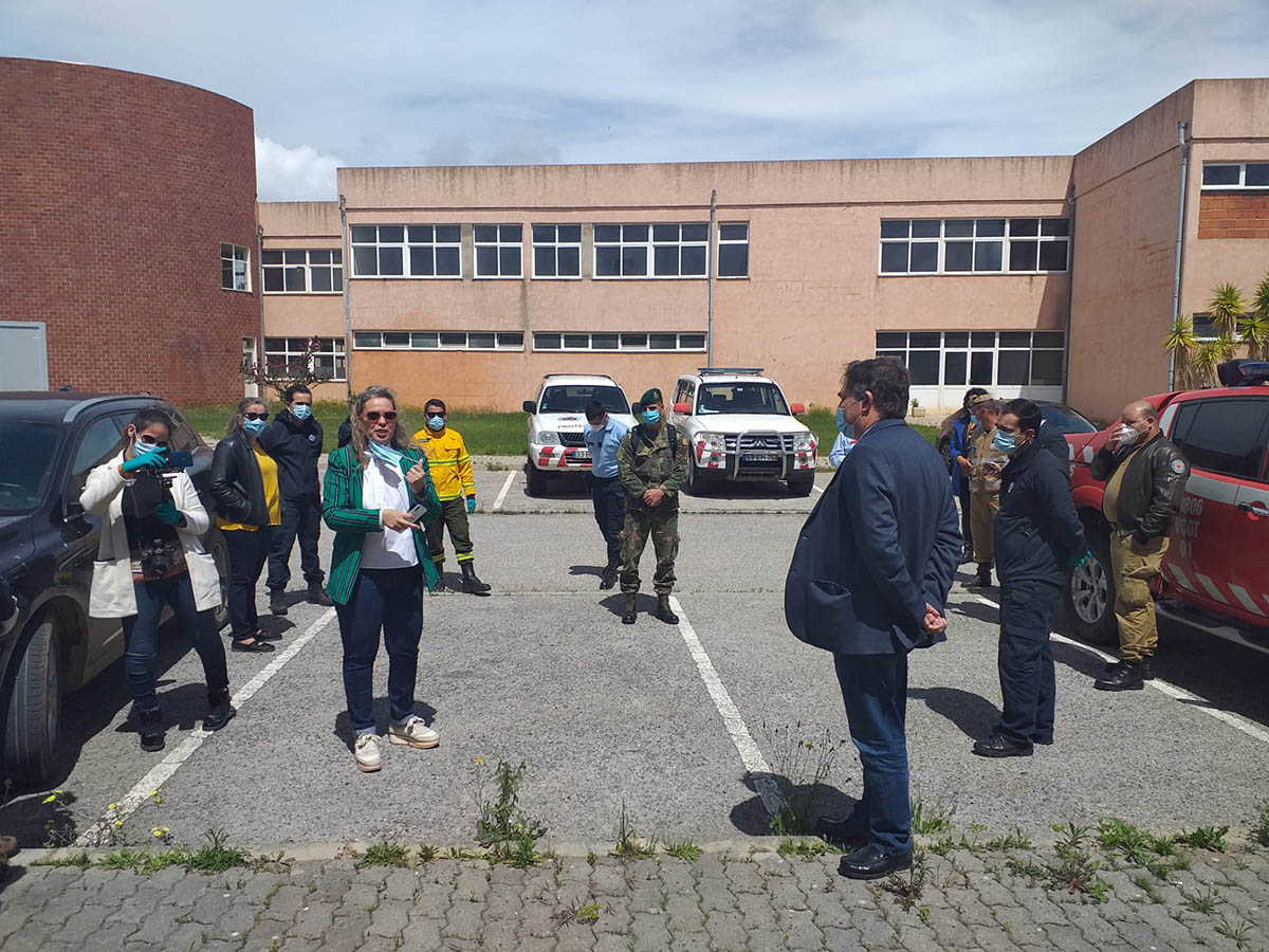 Jos Apolin rio visita ZAP instalada no Instituto Piaget de Silves