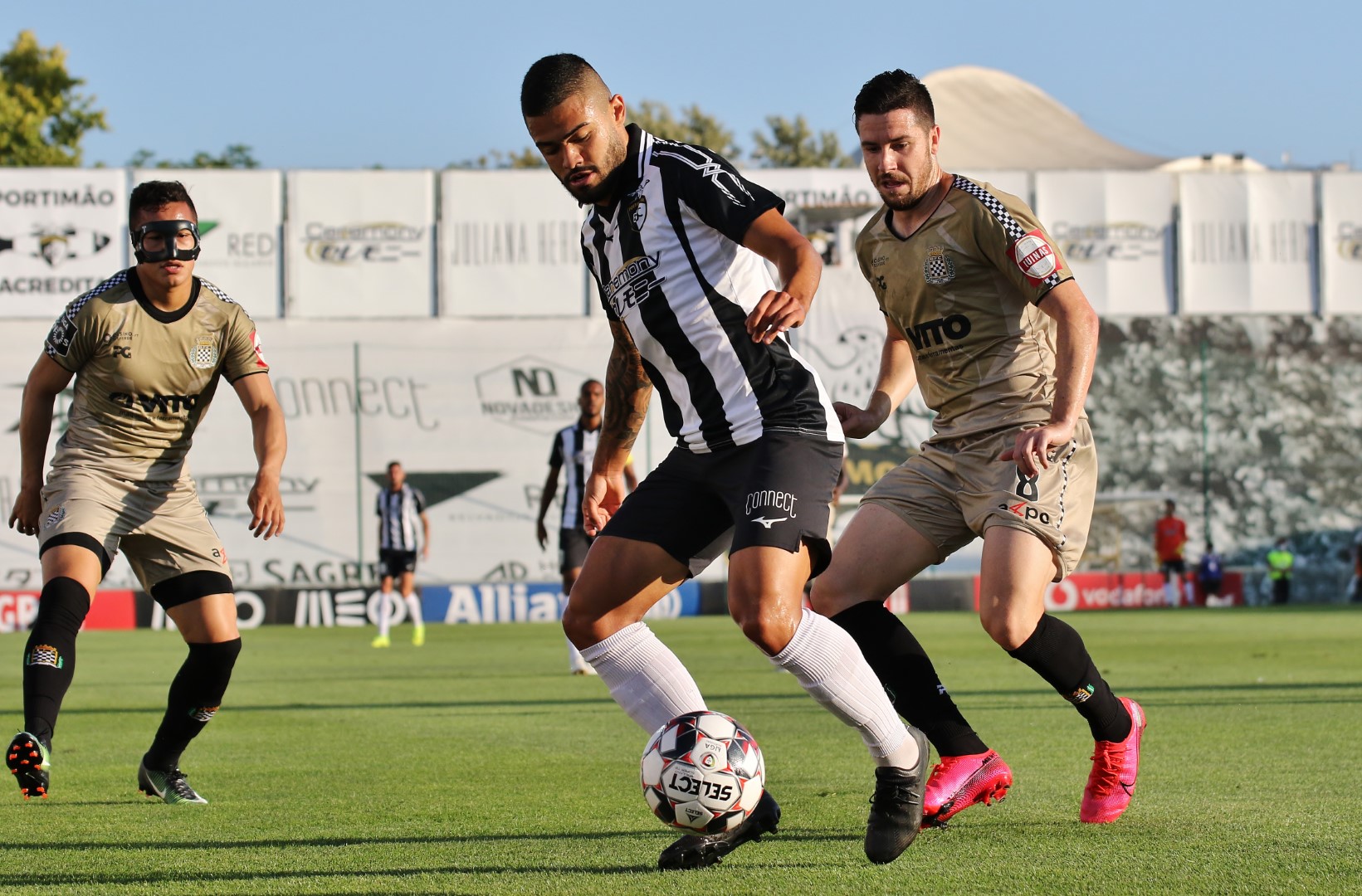 Centrais colocam Portimonense mais perto da manutenção