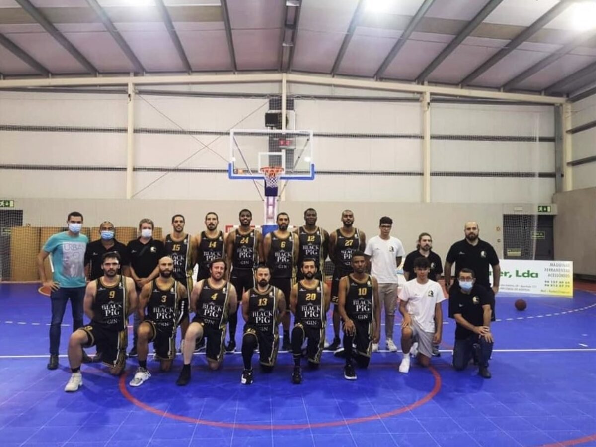 JORNAL DE DESPORTO: BASQUETEBOL»» Basquete de Santo André é campeão nacional