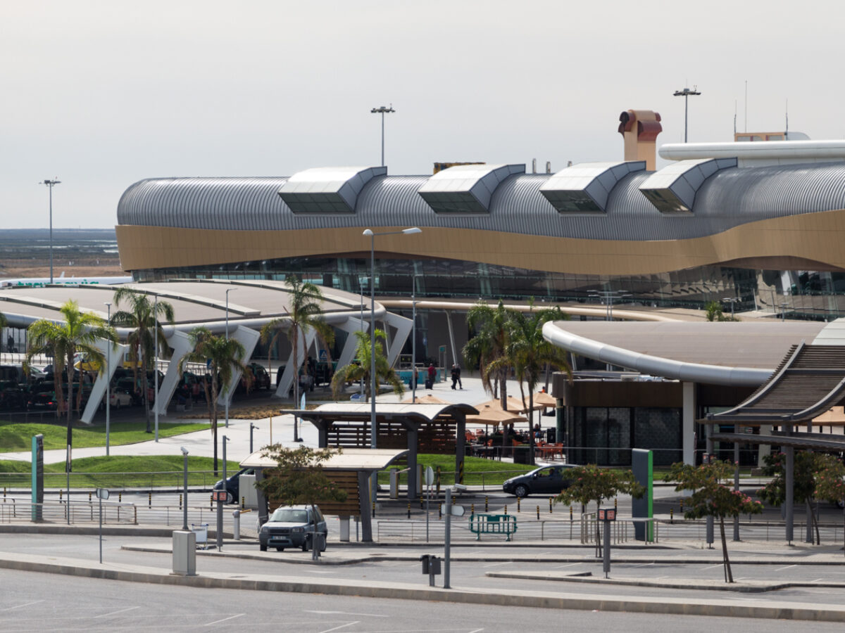 New airport coverage Faro will be built without the terminal closing