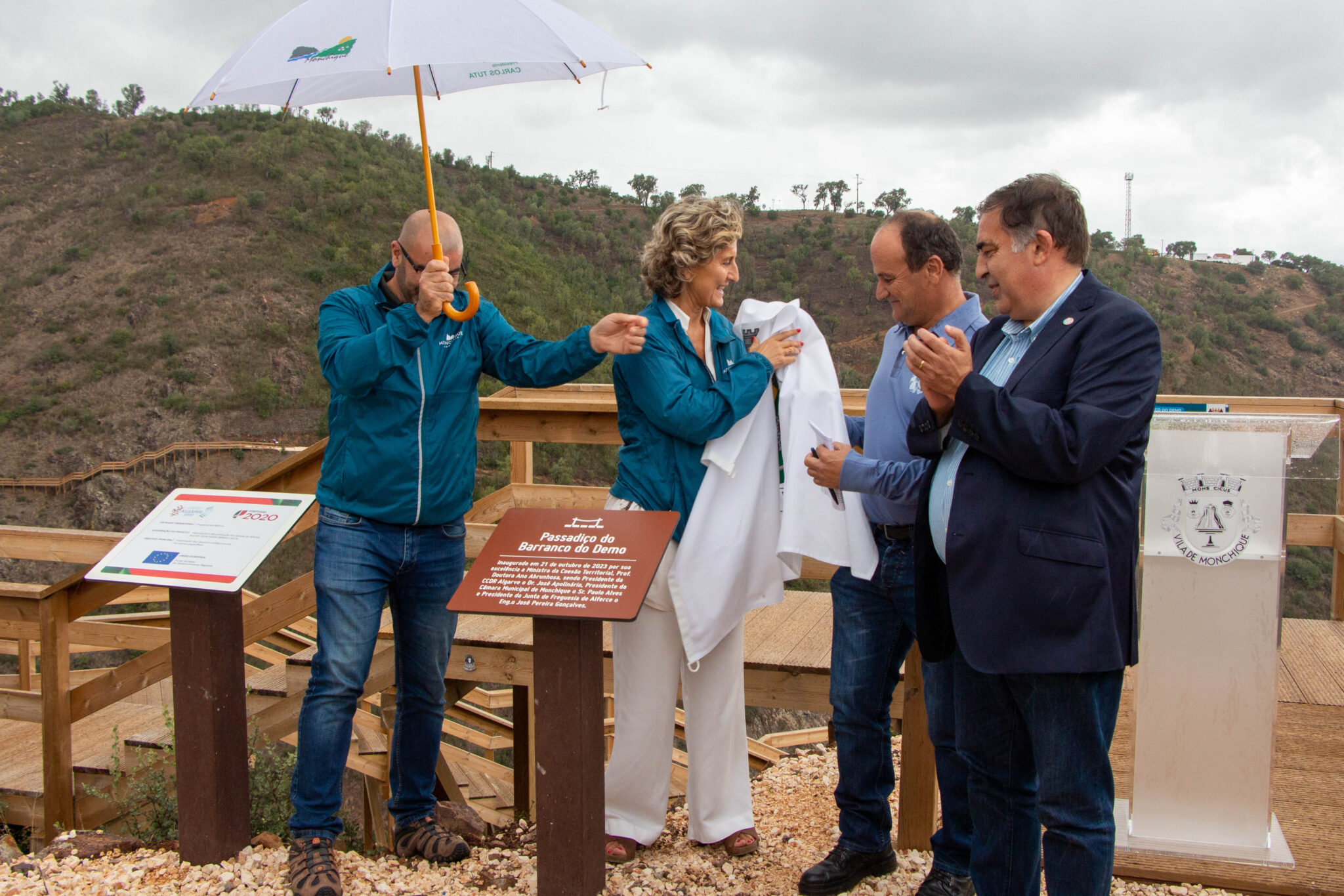 Passadiço Do Barranco Do Demo Está Pronto Para Fazer Rejuvenescer Alferce 0658